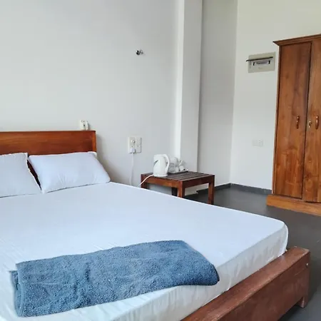 Esha Beach Resort Rooms Trincomalee Exterior photo