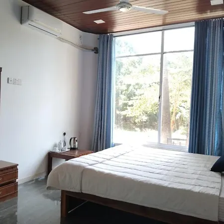 Esha Beach Resort Rooms Trincomalee Exterior photo