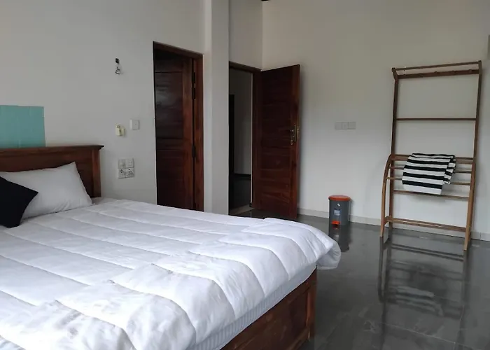 Esha Beach Resort Rooms